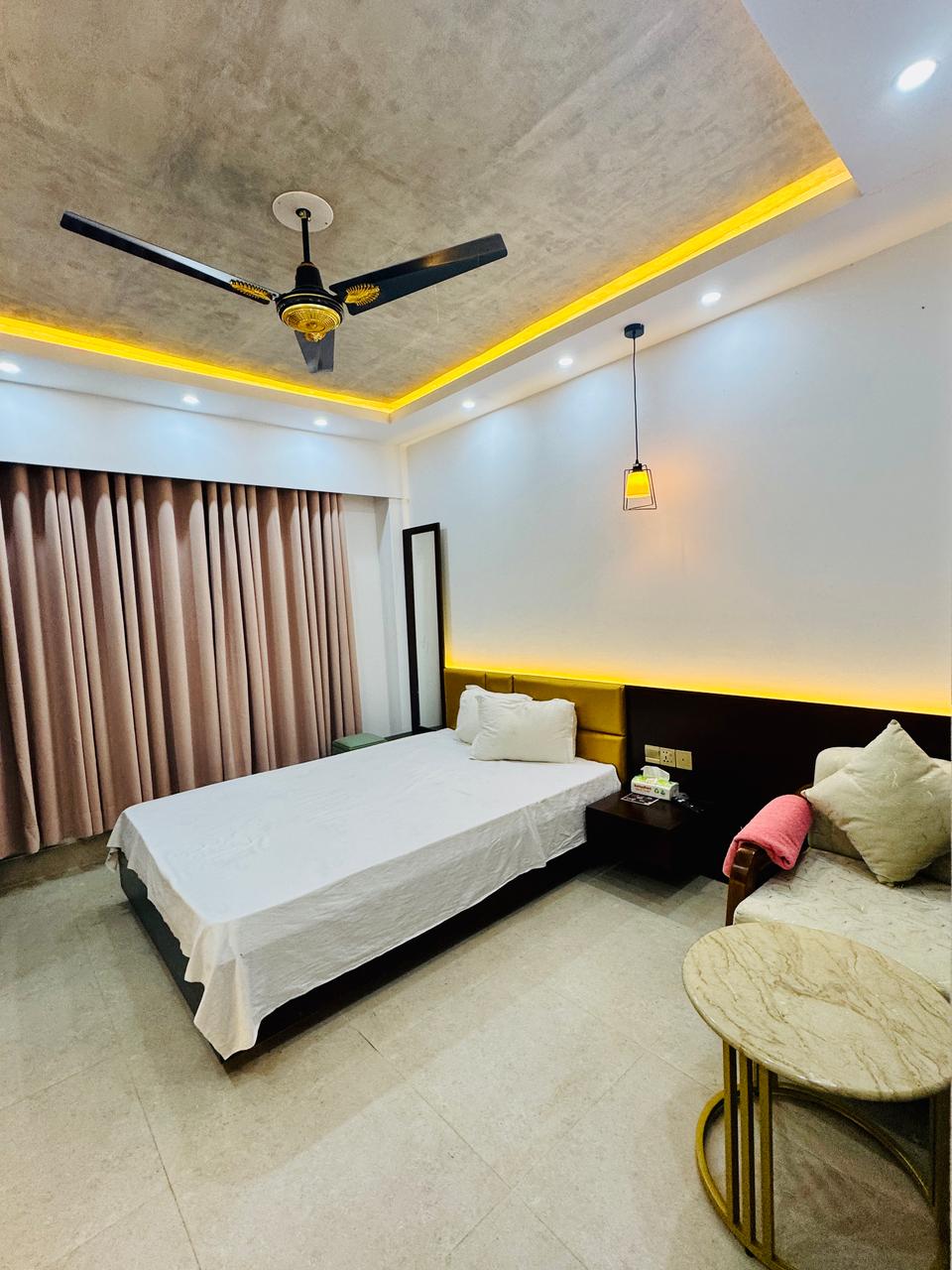 Deluxe AC Room